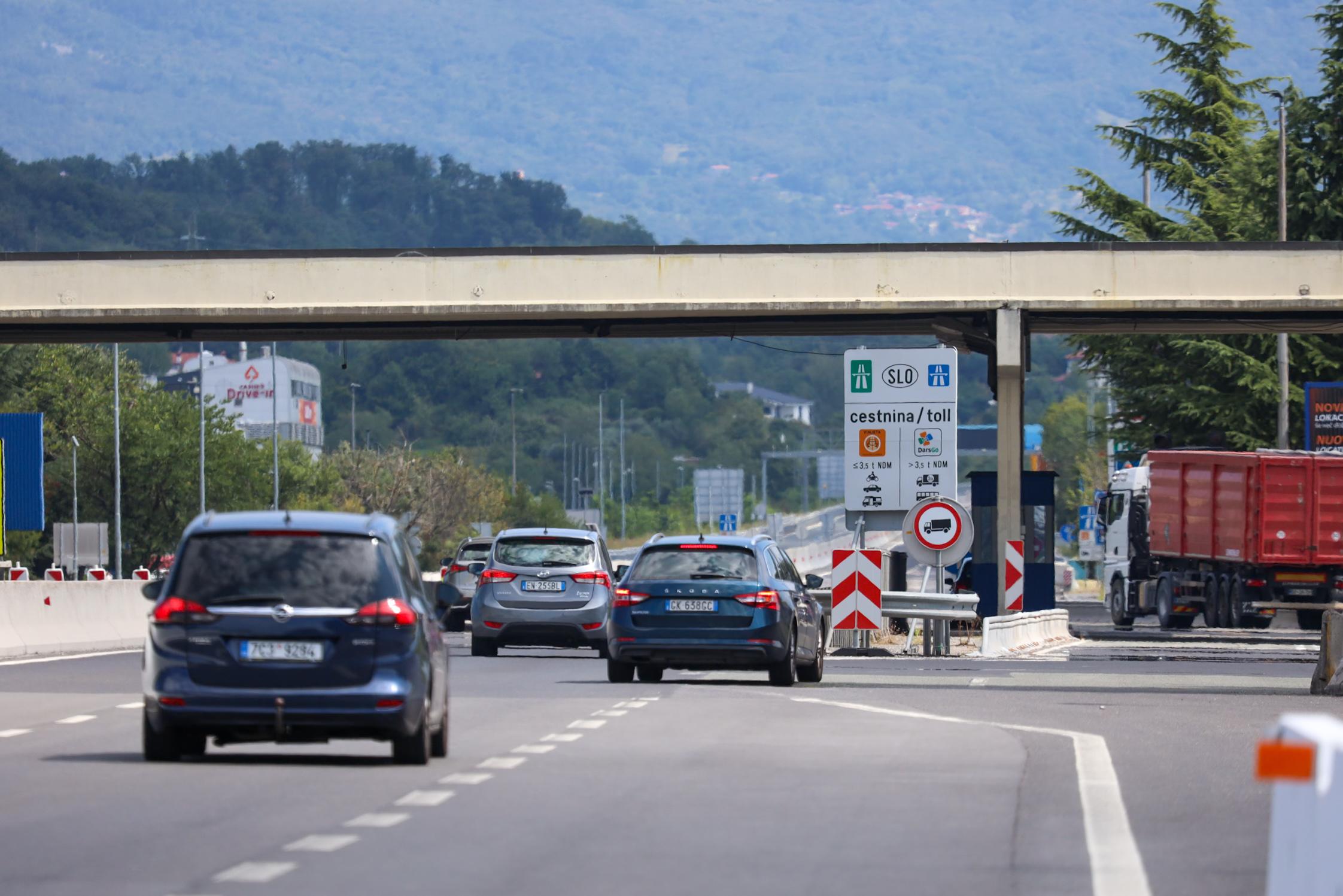 Ob koncu tedna pričakujejo prometne težave