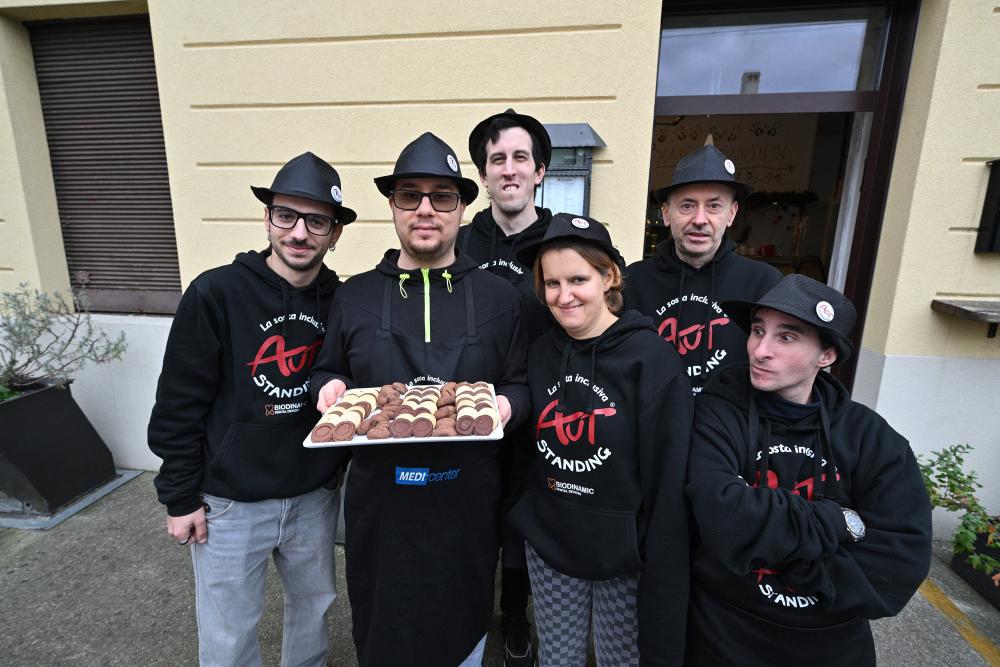 Inkluzivna kavarna na Proseku postregla še s piškoti