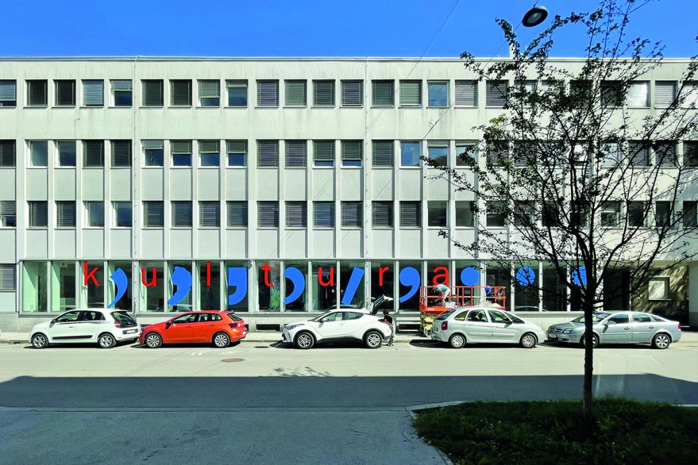 Slovenija podpira kulturne projekte romske skupnosti