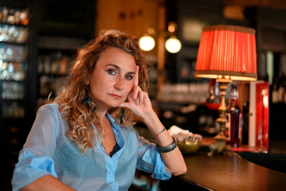 »Na komičen ali absurden način spregovorimo o nasilju«