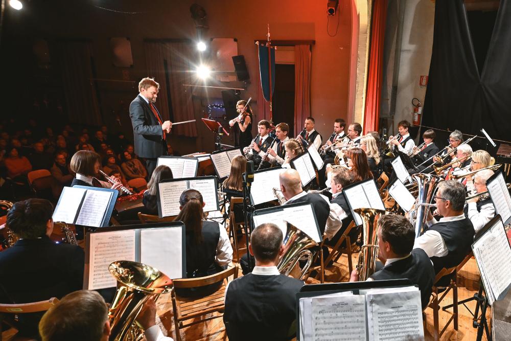 Božično voščilo godb