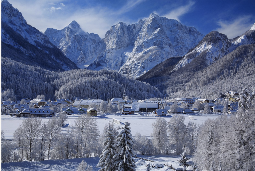 Kranjska Gora in Bled za praznike skoraj povsem zasedena