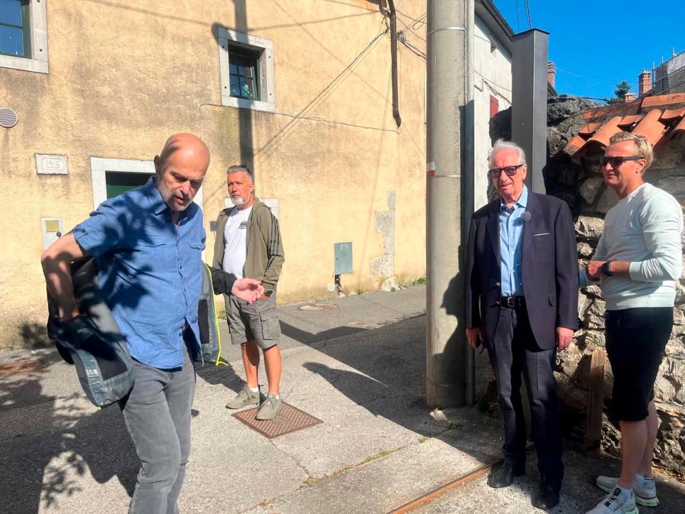 Franko Cossutta in Križ na slovenskih ekranih