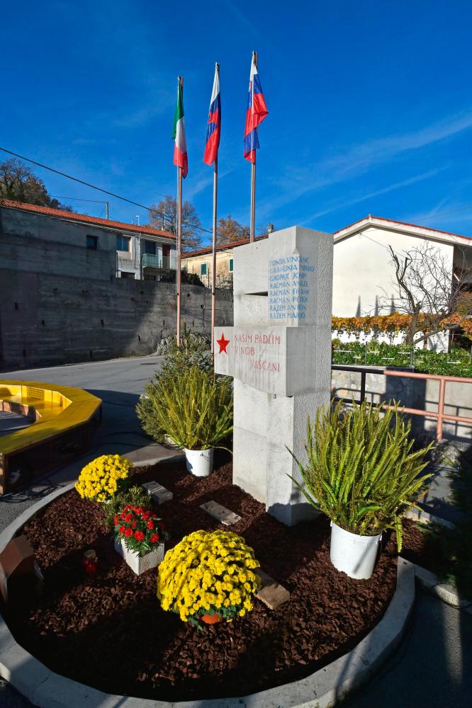 Pol stoletja spomenika padlim v NOB v Gročani