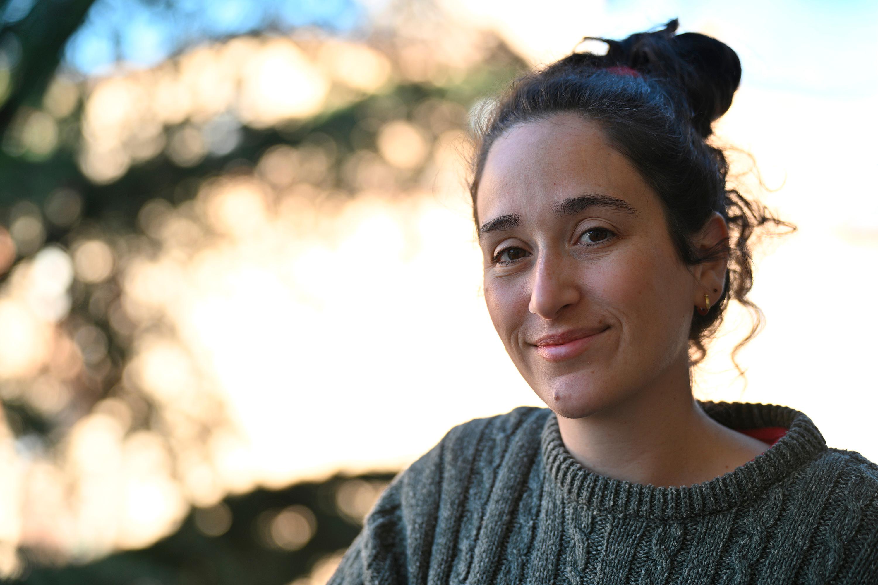 »Zbrane dežnike očistim in operem, nato jih pošljem šiviljam«