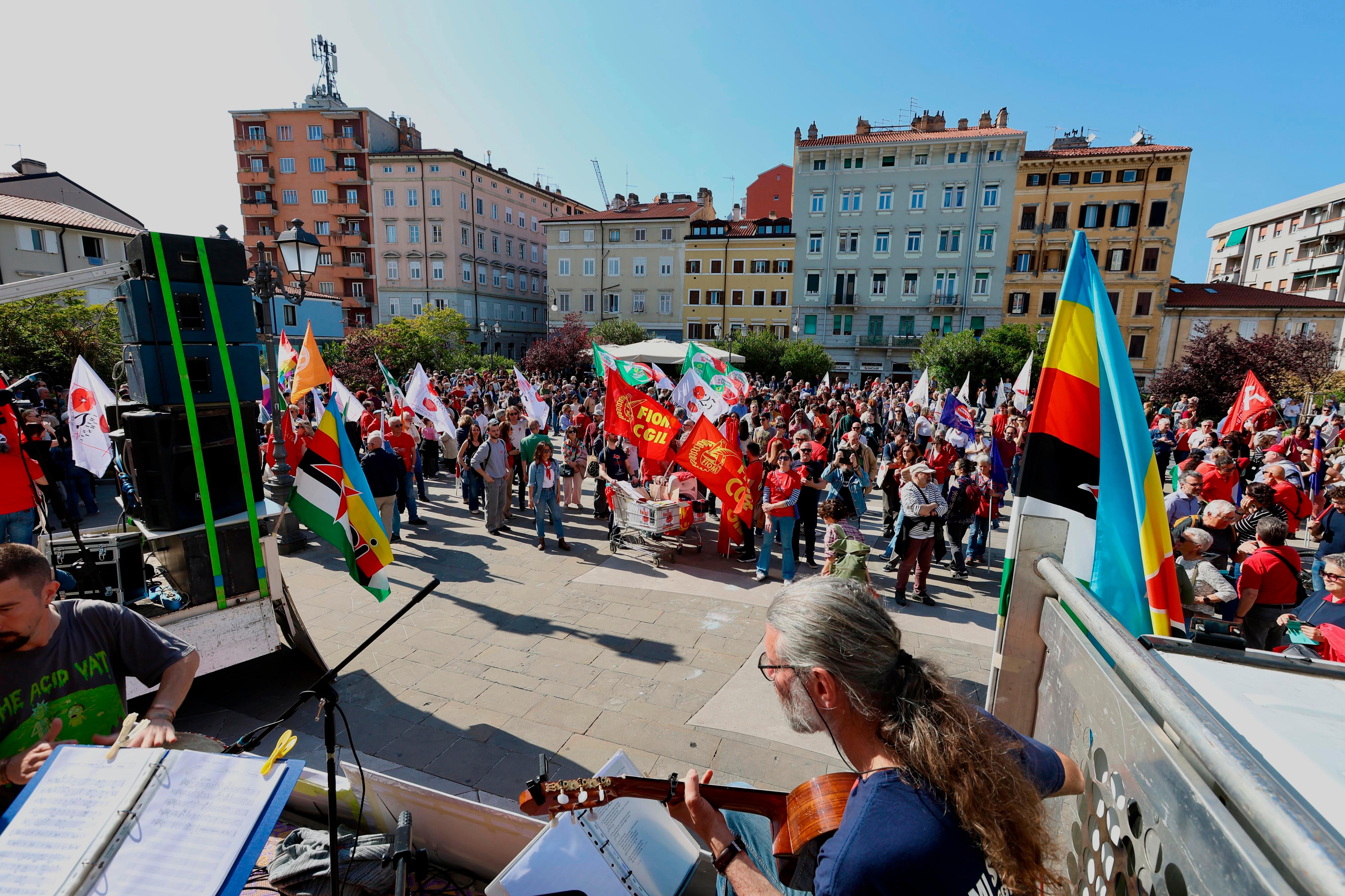 Pisan sprevod krenil od Sv. Jakoba