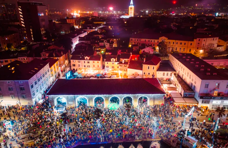 V Kopru bo moč silvestrovati od poldneva do zgodnjih jutranjih ur