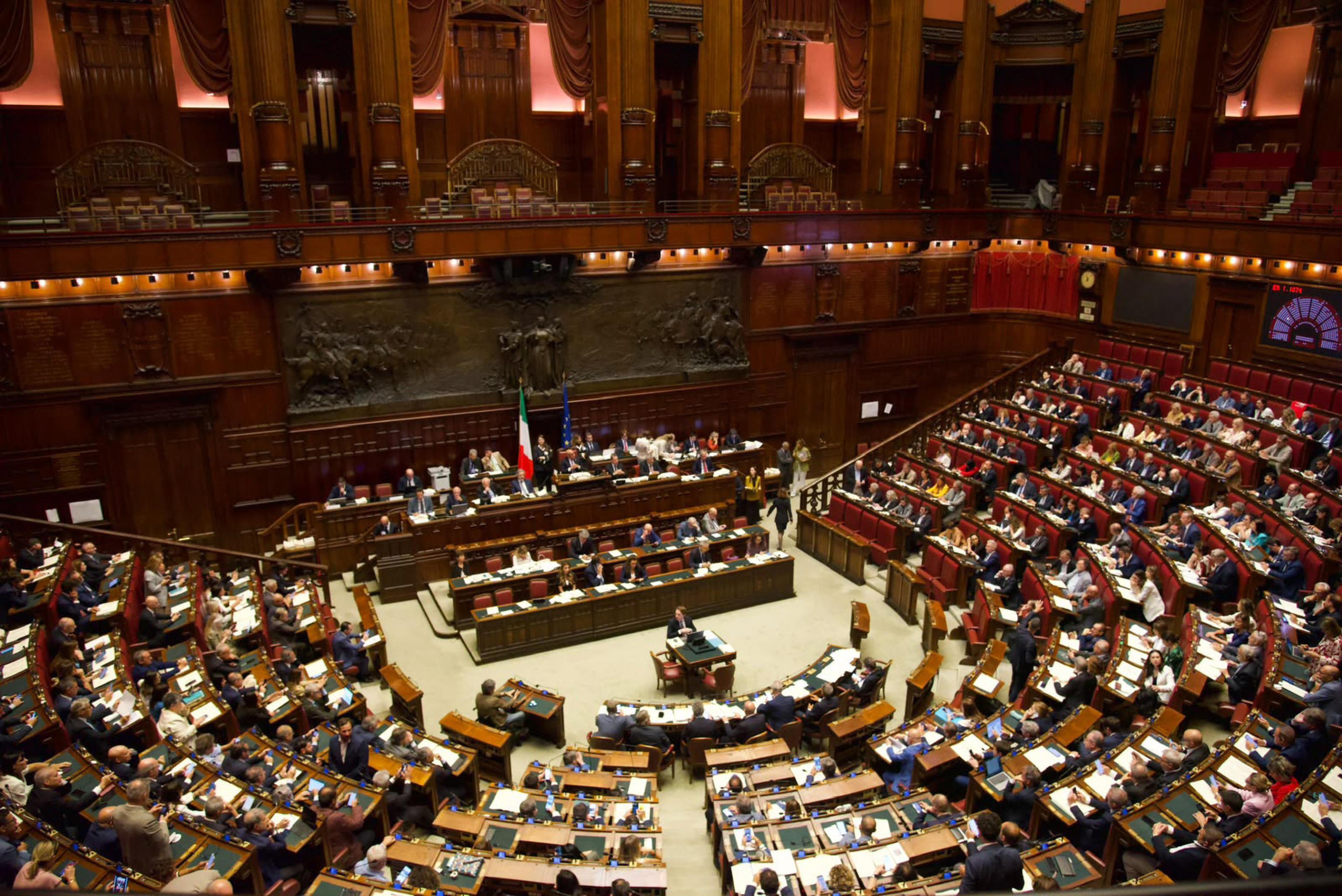 Zavrnili amandma o slovenskem predstavništvu