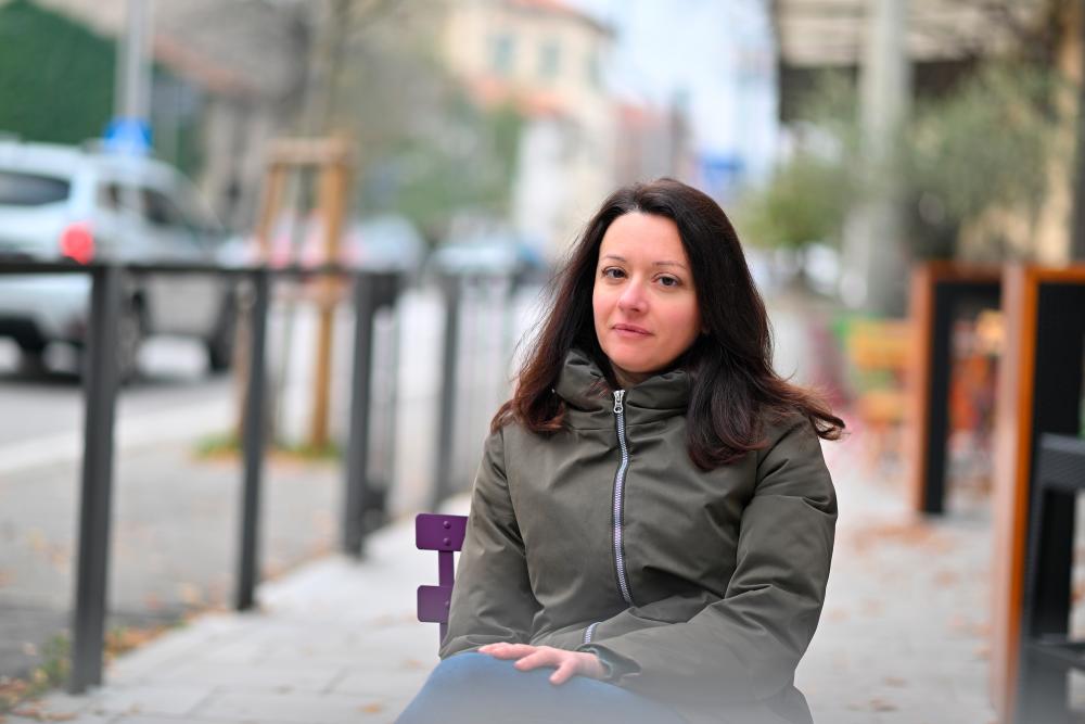 Z Alešem sva izbrala, da bo on s hčerkama govoril slovensko, jaz pa grško