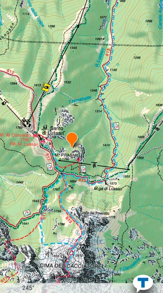 Na območju Višarij snežni plaz zasul eno osebo