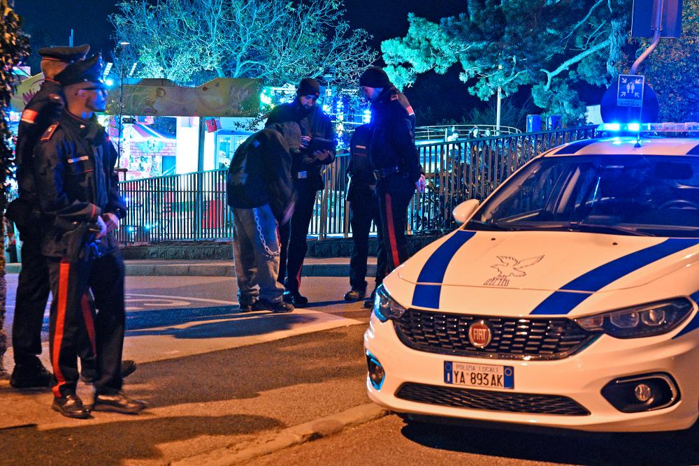 Na proseškem martinovanju karabinjerji legitimirali dvesto ljudi