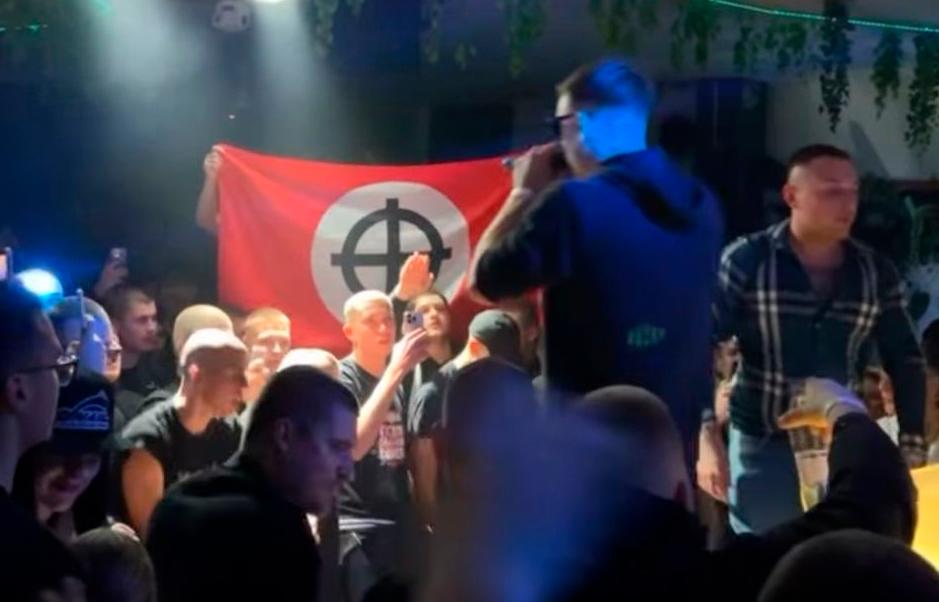 Neonacistični izpadi na koncertu v Luciji