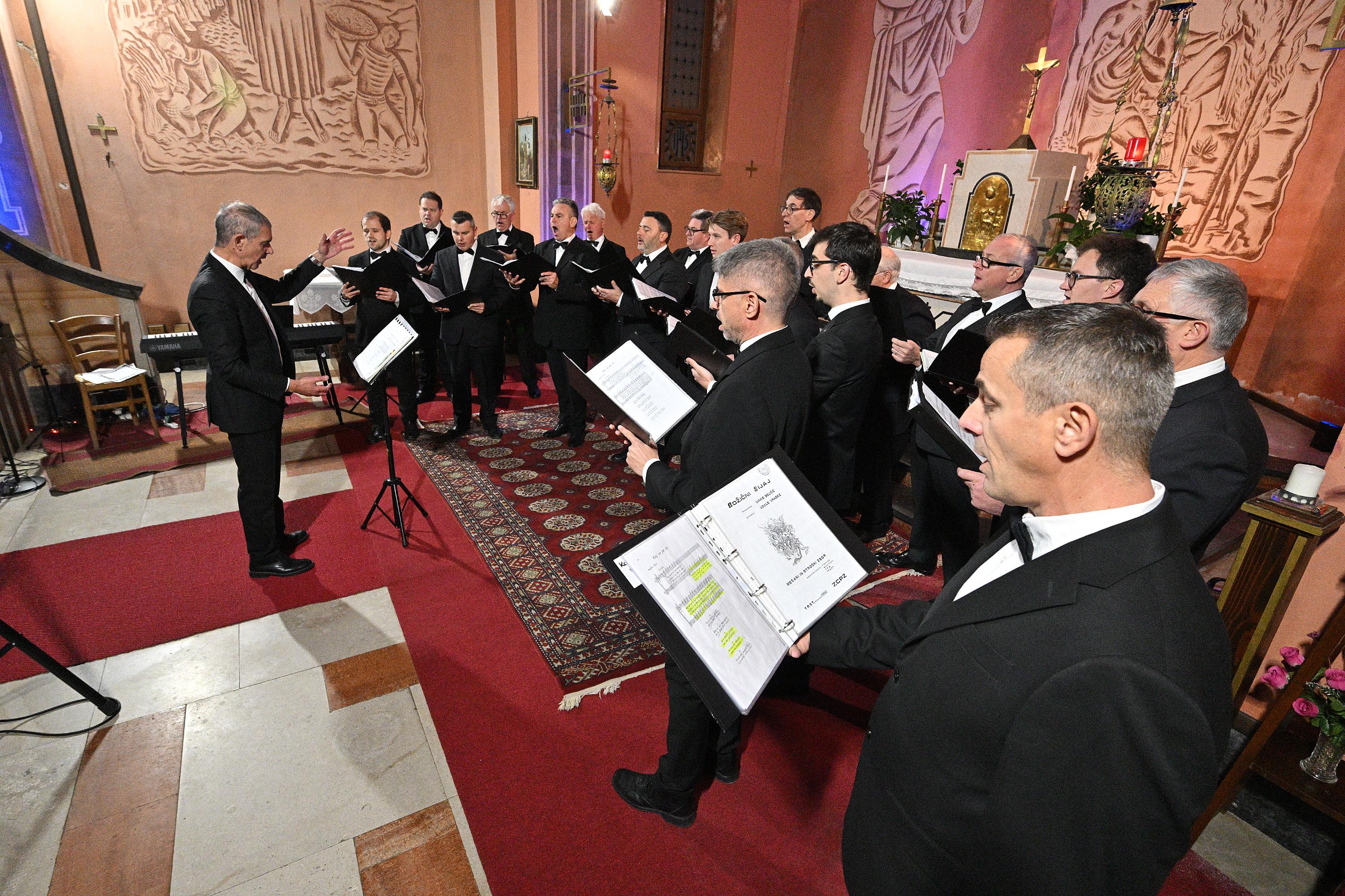 Milijon evrov za božične kulturne dogodke