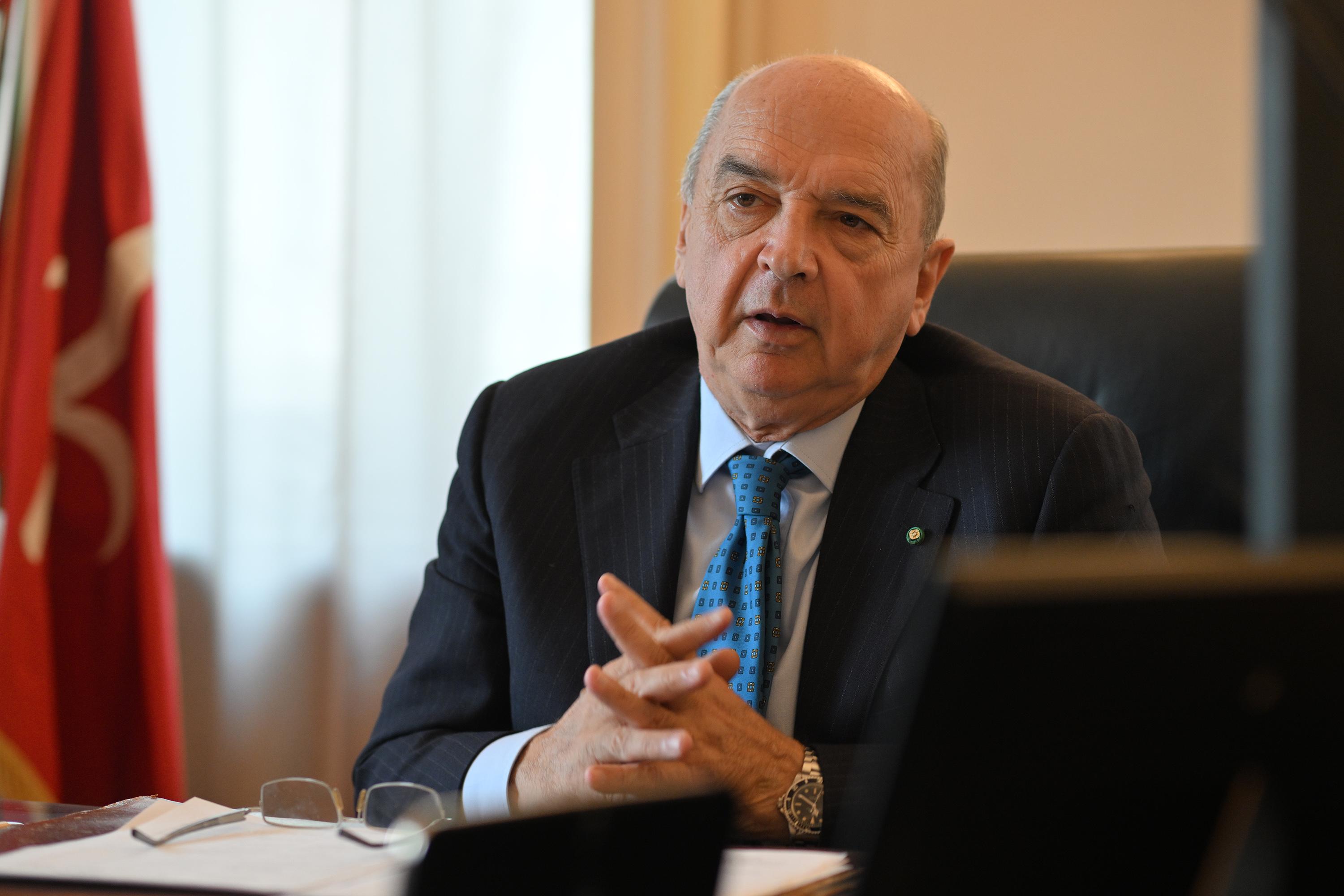 Župan zahodnokraškemu okrožju izrazil »najgloblje spoštovanje«