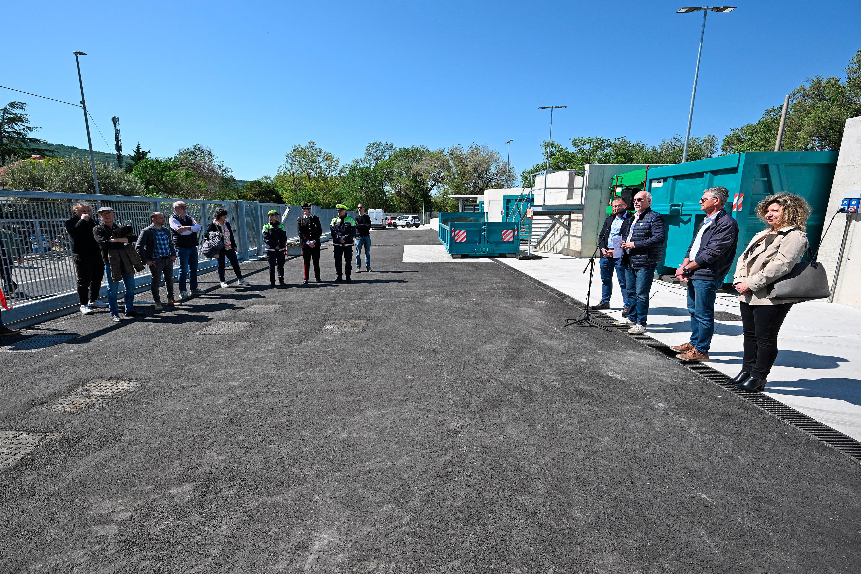 Danes odpira zbirni center za odpadke v Boljuncu