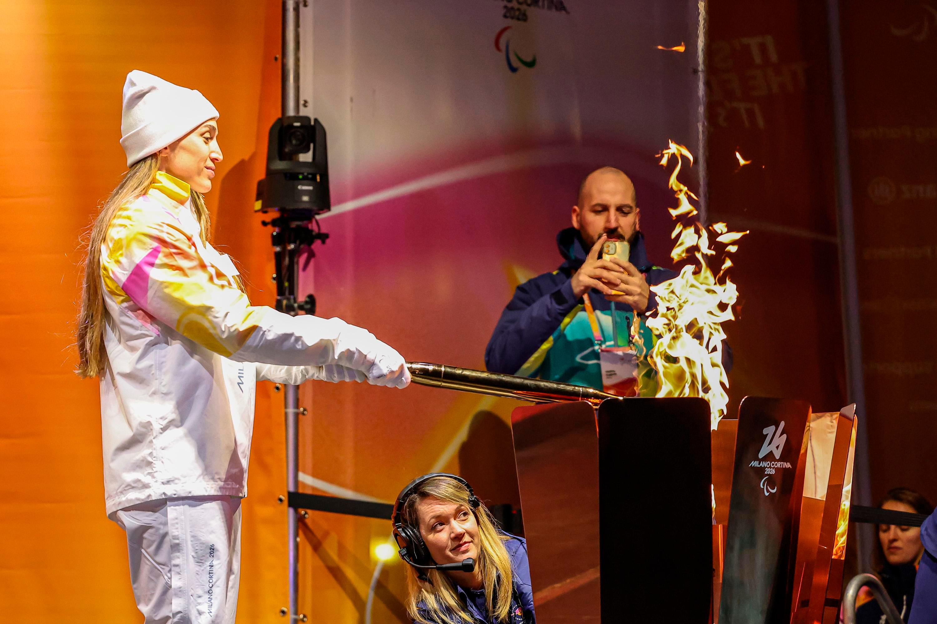 Olimpijski ogenj v Trstu danes prižgali s paralimpijsko baklo