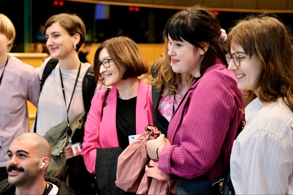 Evropa utrjuje reproduktivne pravice žensk