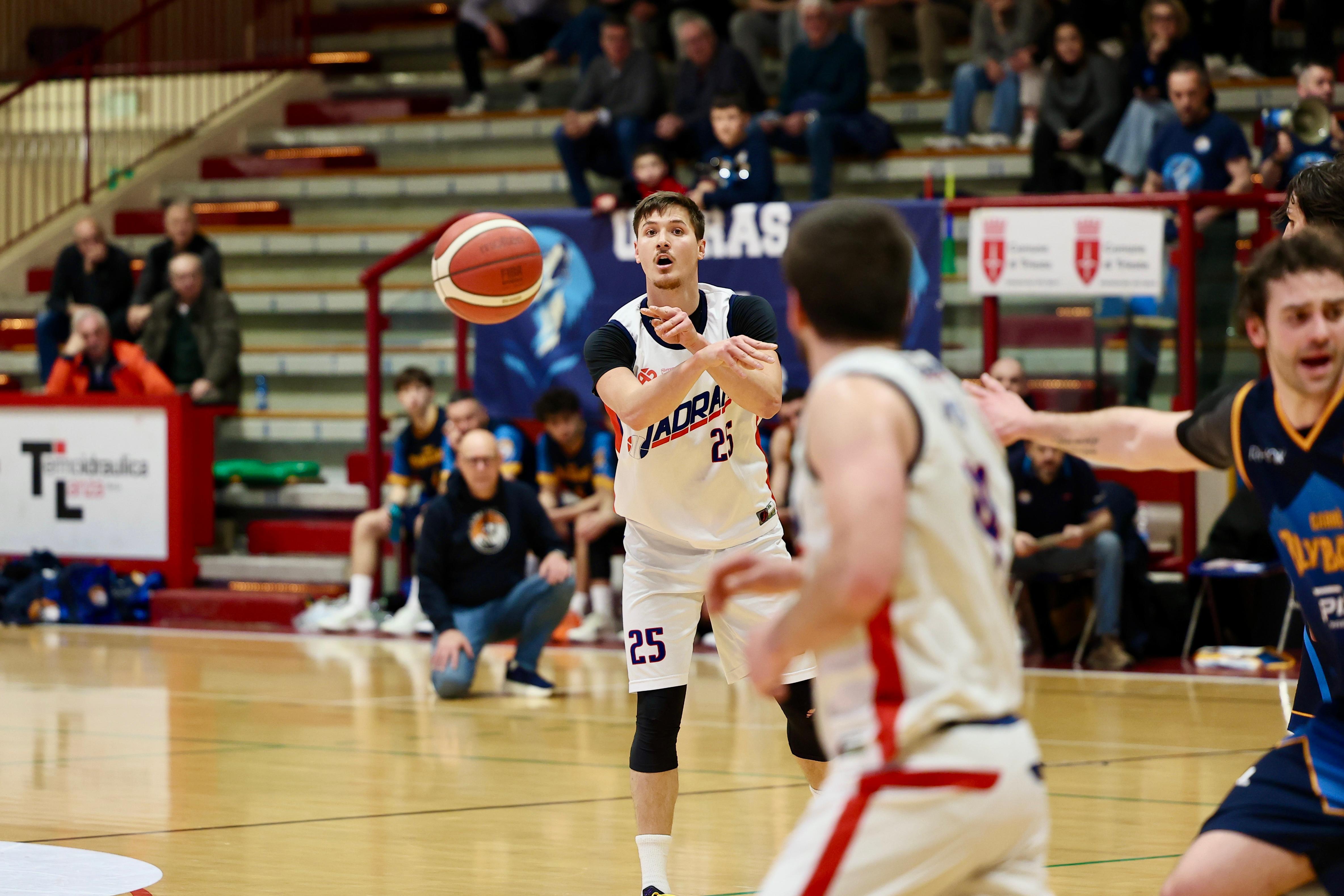 Jadran premagal Olimpio Castello, zadnji krog bo odločilen