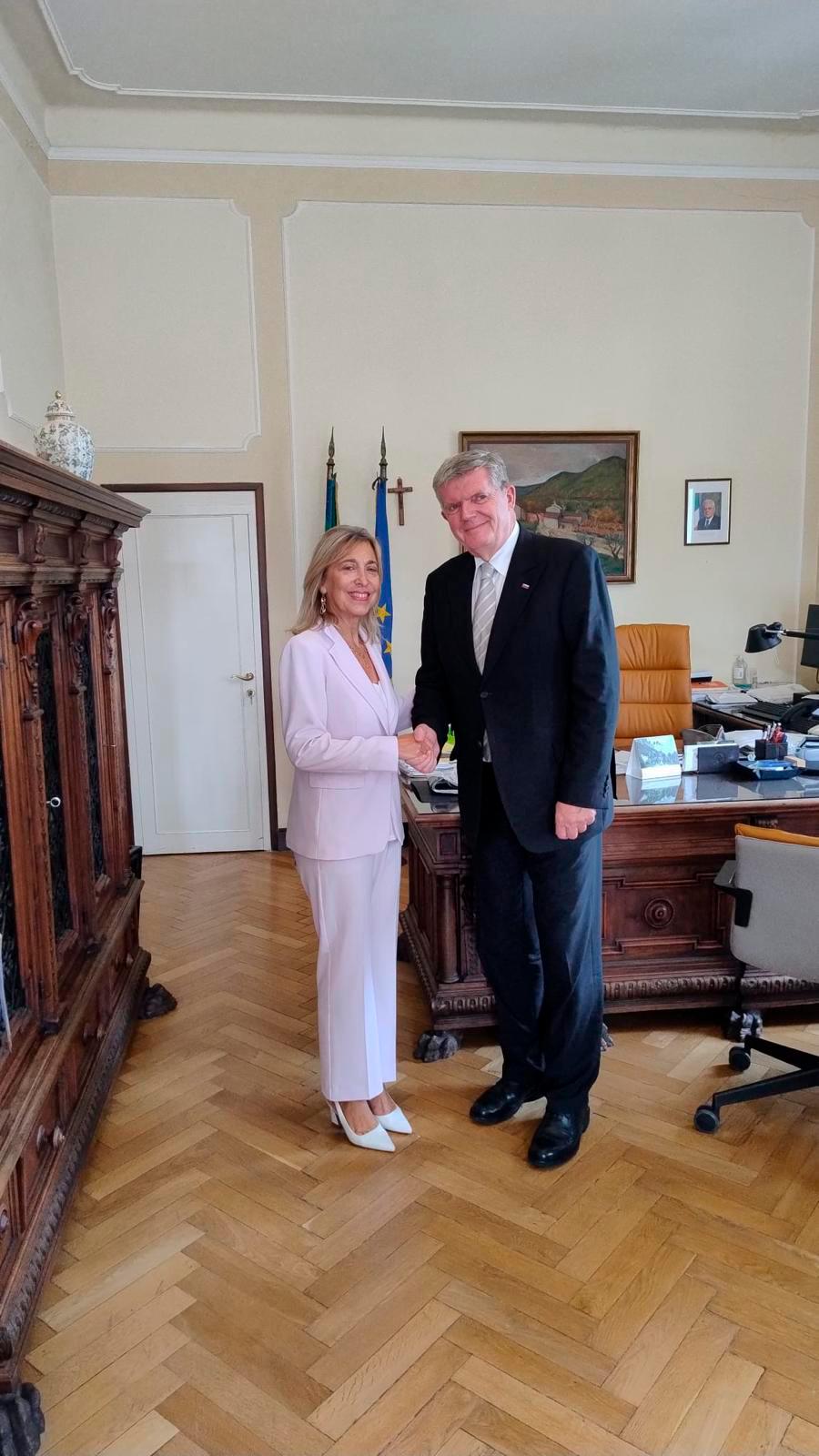 Generalni konzul RS pri goriški prefektinji