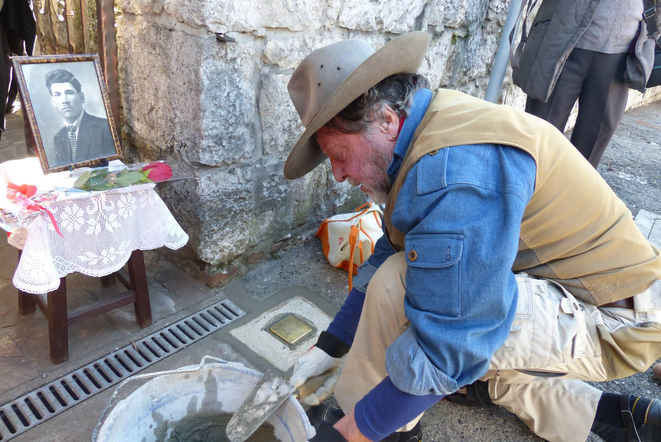 Žrtvam nemških taborišč iz Doberdoba se bodo poklonili še s knjižico