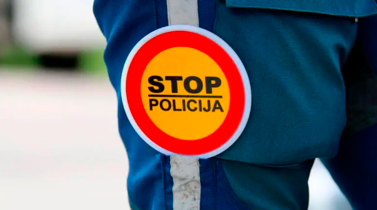 »Mednarodno« verižno trčenje v Srgaših