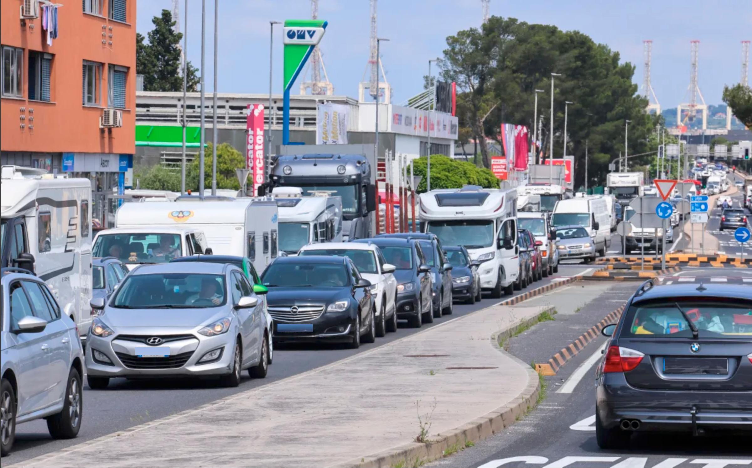 Na Koprskem ta konec tedna pričakujejo povečan promet in polne dvorane