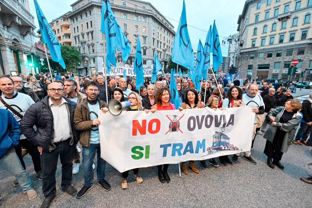 »Arogantno vztrajanje z žičnico v brk potrebam mesta«