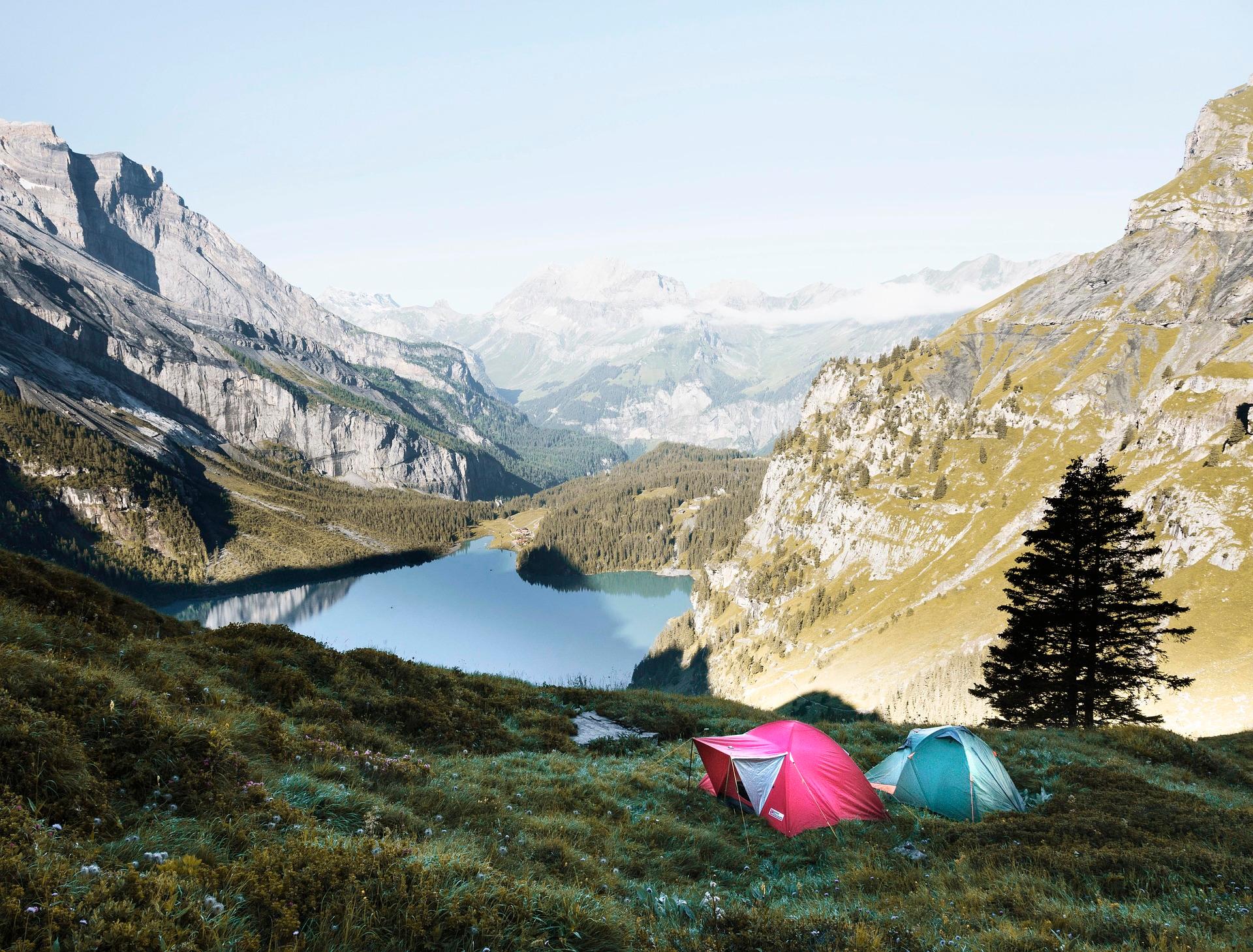 Odslej 500 evrov globe za prenočitev v naravi