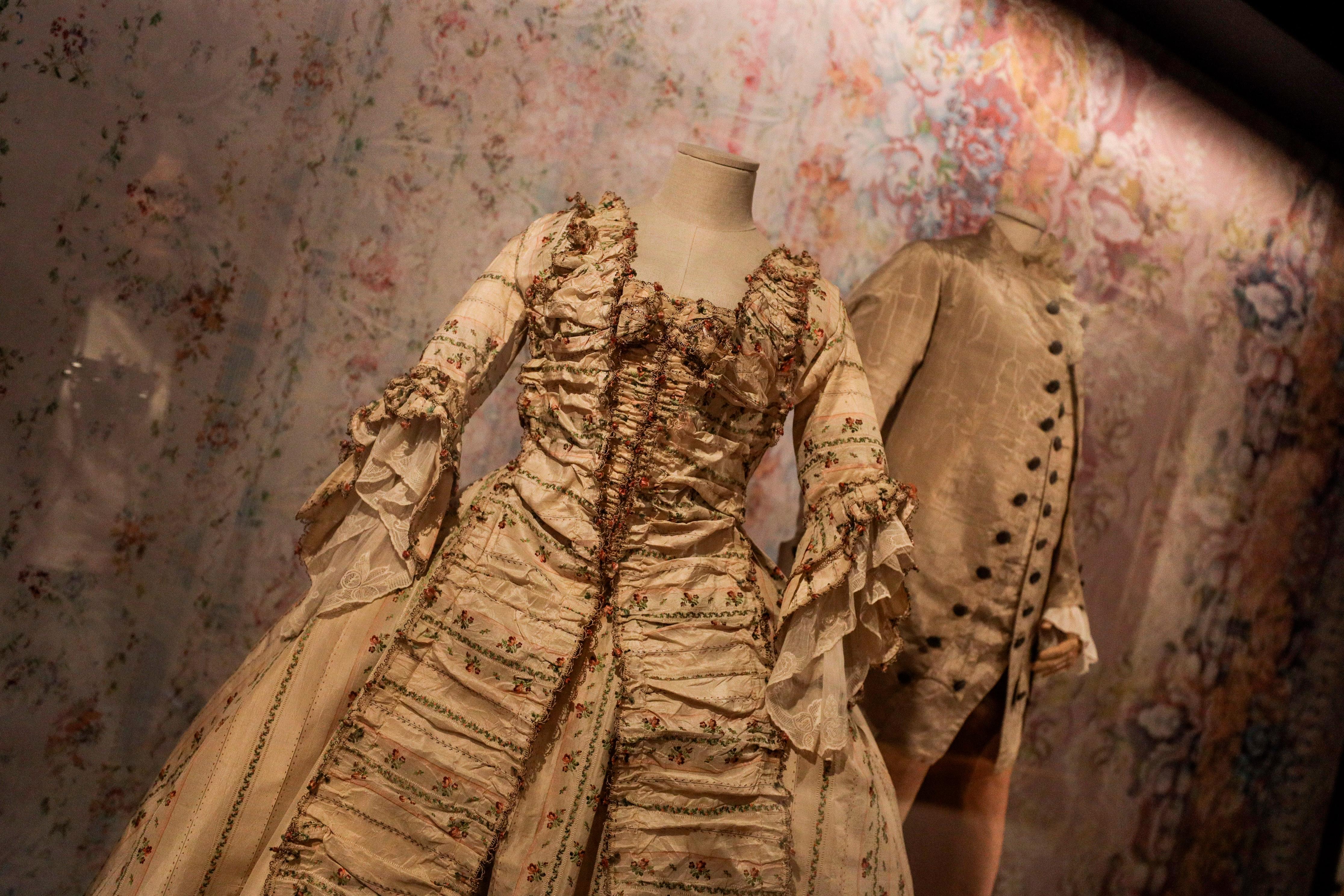 Moda kot zrcalo goriške preteklosti