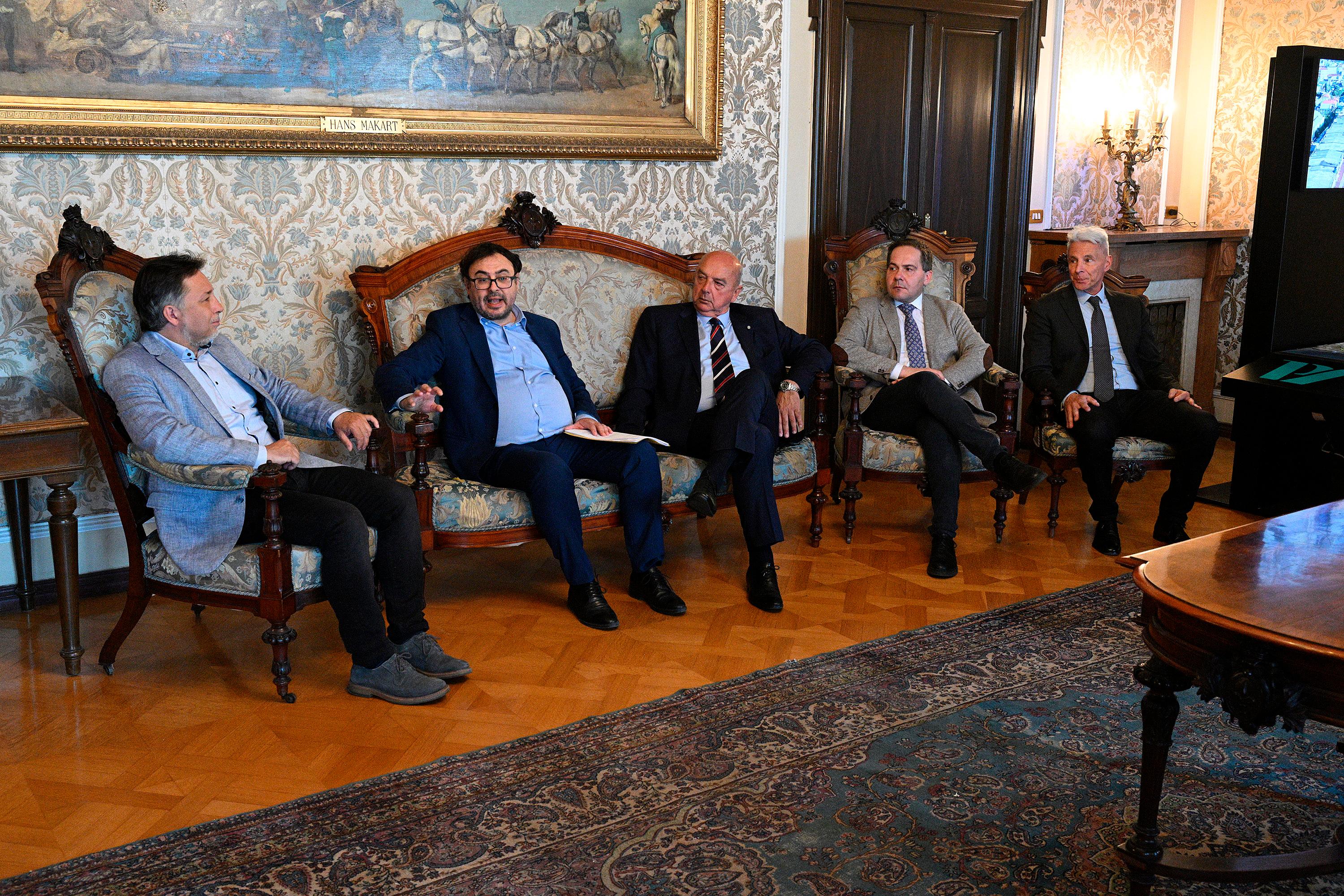 Kdor ni poravnal davkov, bo opravičen kazni