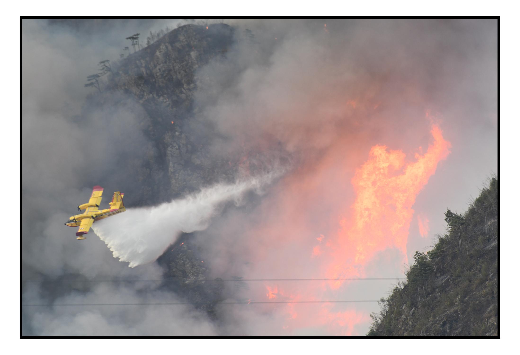Slovenski air tractorji naj bi danes zaključili z delom v Karniji