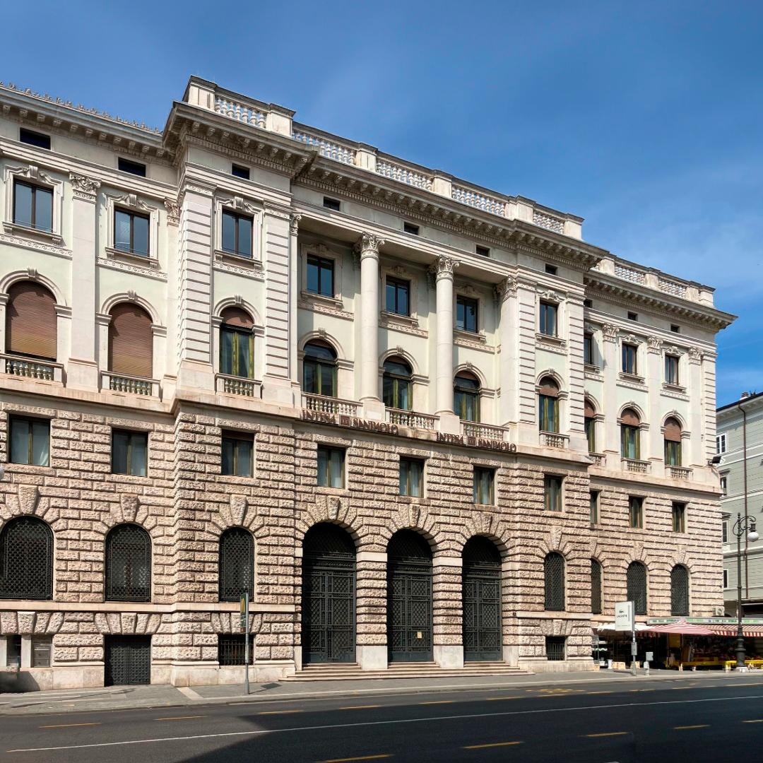 Grimaldi odkupil prestižno palačo Creditanstalt na Trgu Republike