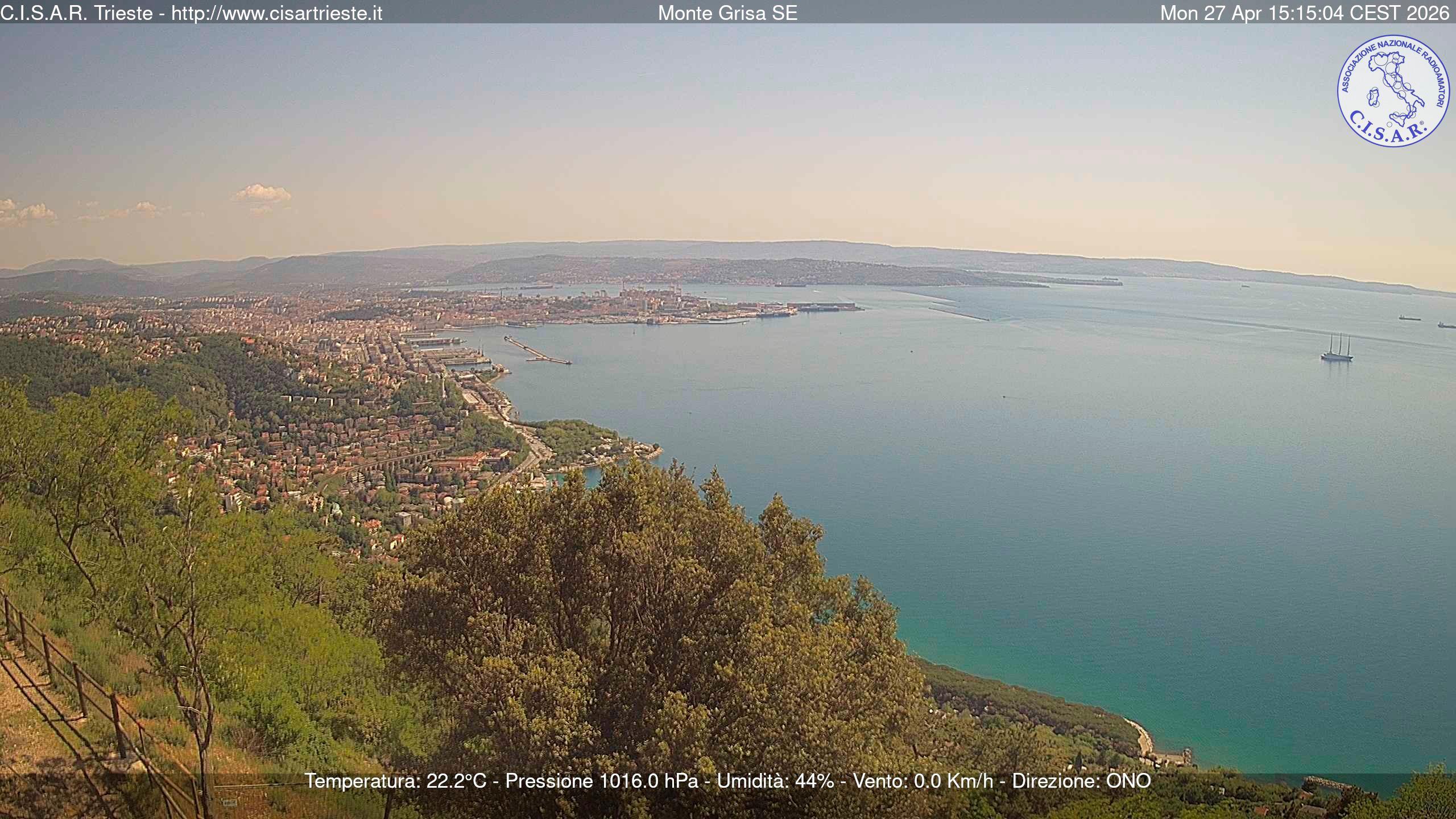 Prihaja ohladitev s padavinami, prvi maj pa bo sončen in topel