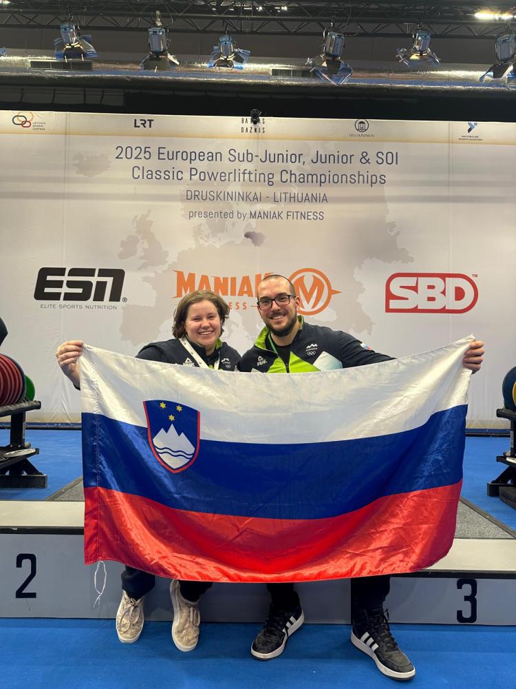 Martina Sosič druga na mladinskem EP v počepu