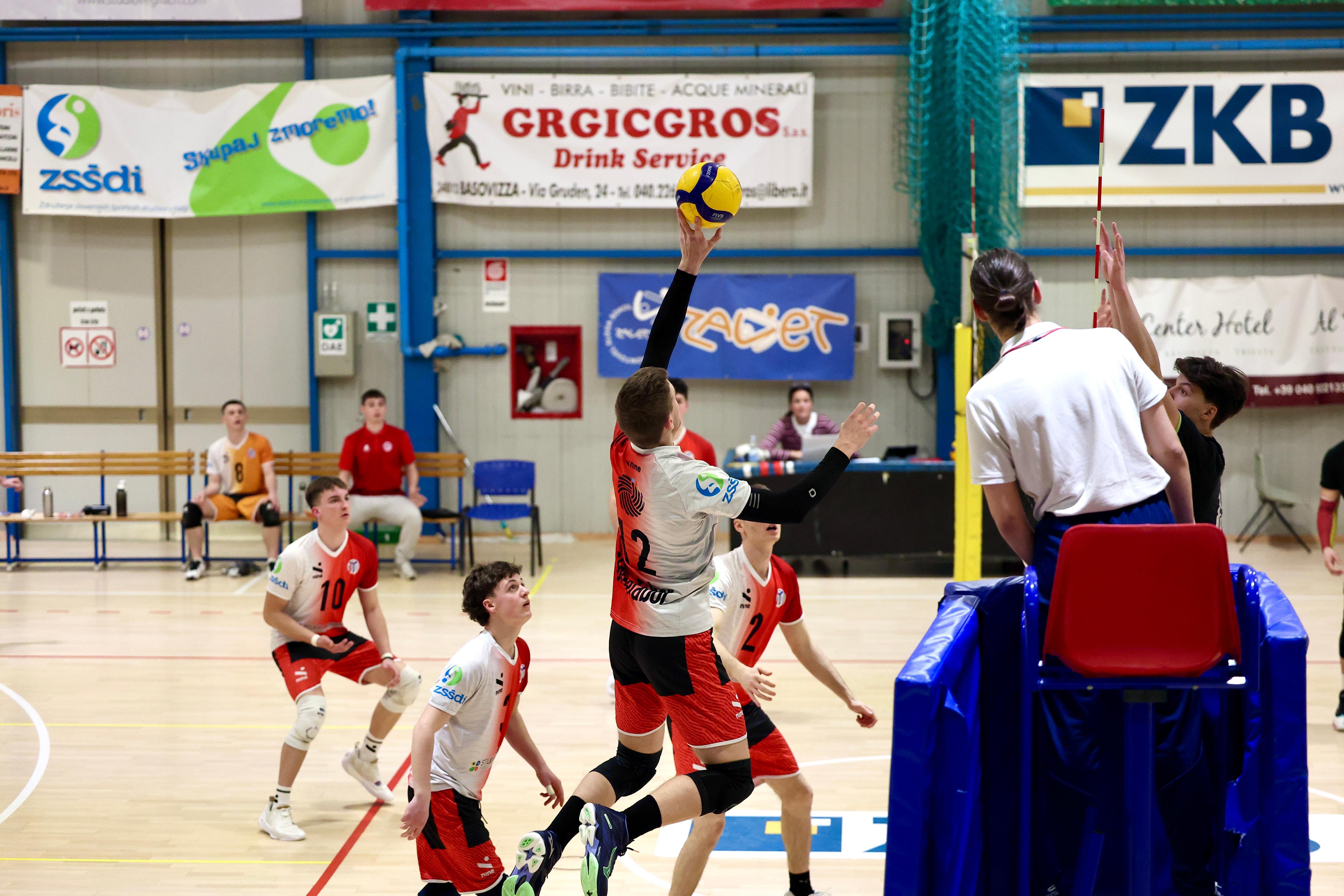 SloVolley Studio Vegliach izgubil proti favoriziranemu Volleybasu