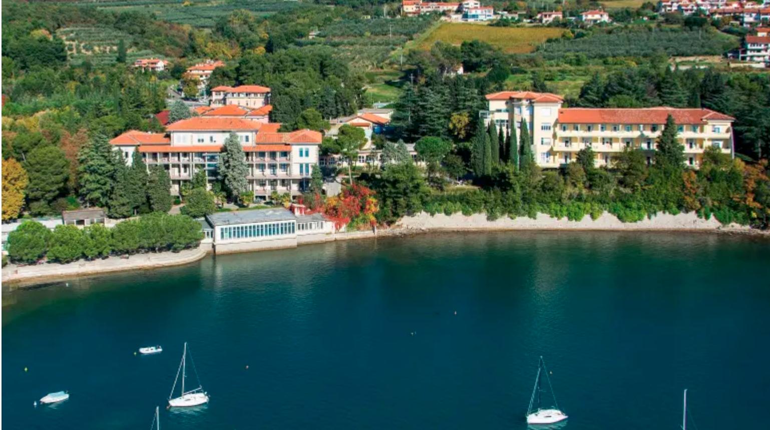 Kriminalisti v bolnišnici Valdoltra preiskujejo direktorja in vodjo investicijske službe