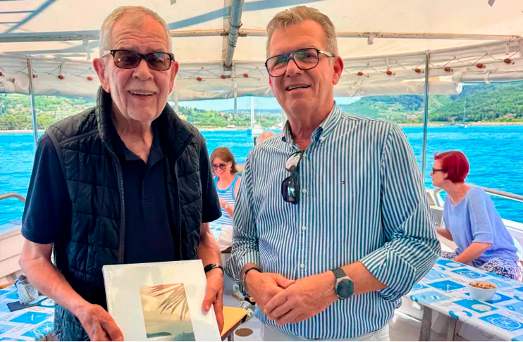 Avstrijski predsednik Van Der Bellen na krajših počitnicah na Primorskem