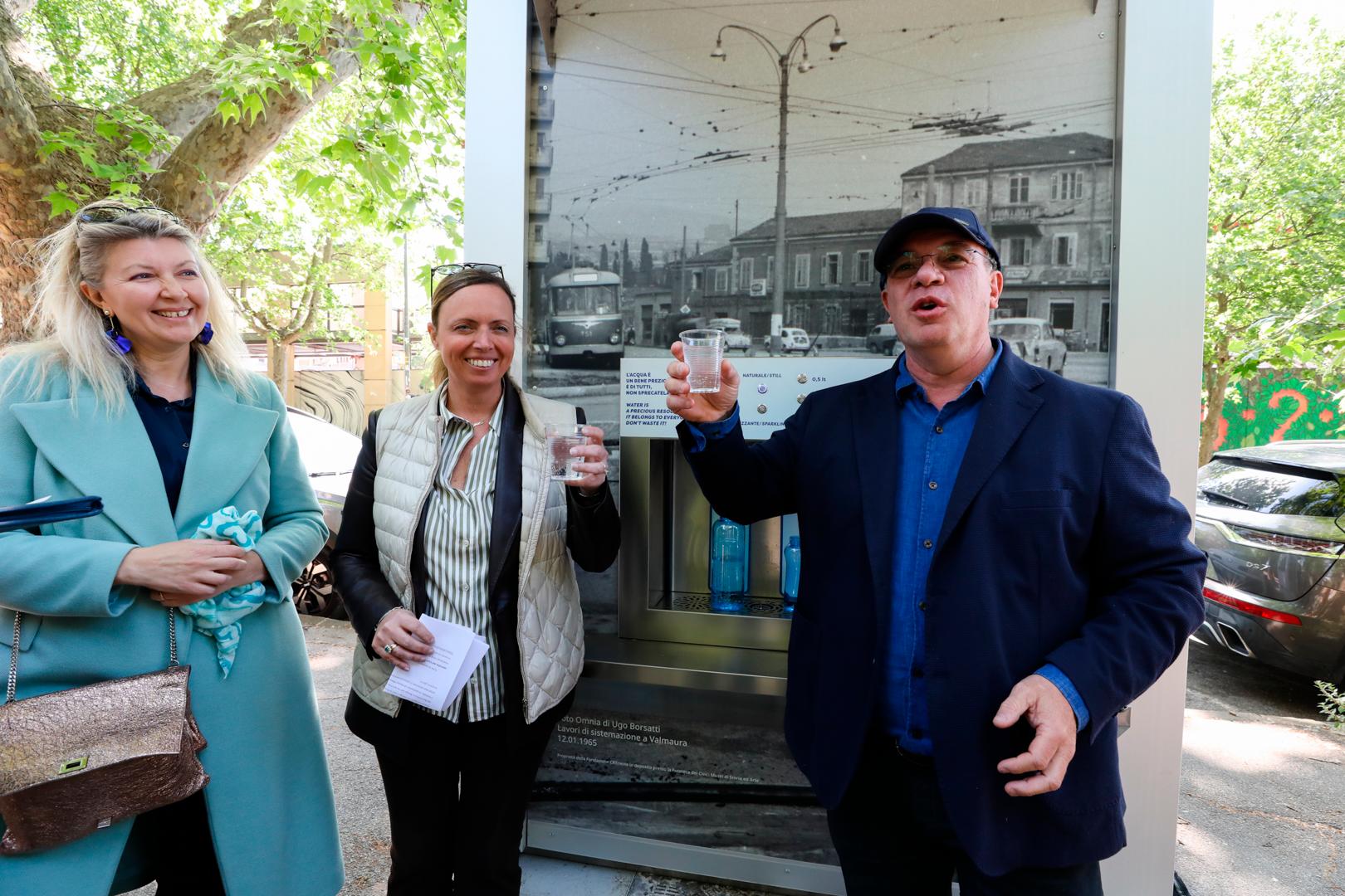 V Trstu sedem novih vodomatov