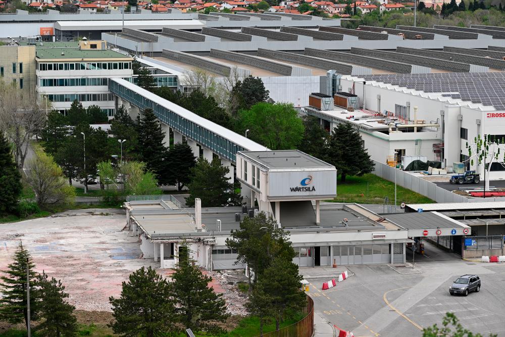 Petnajst milijonov evrov za reševanje tržaške industrijske krize