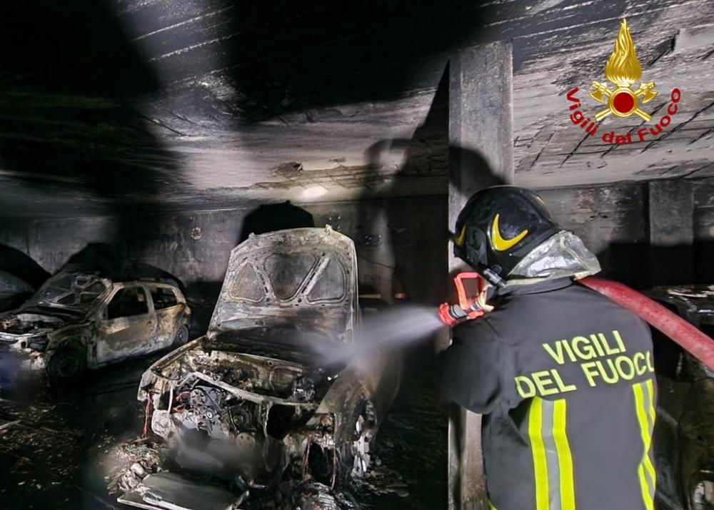 Prišli do dna dolgi seriji požigov avtomobilov v Trstu