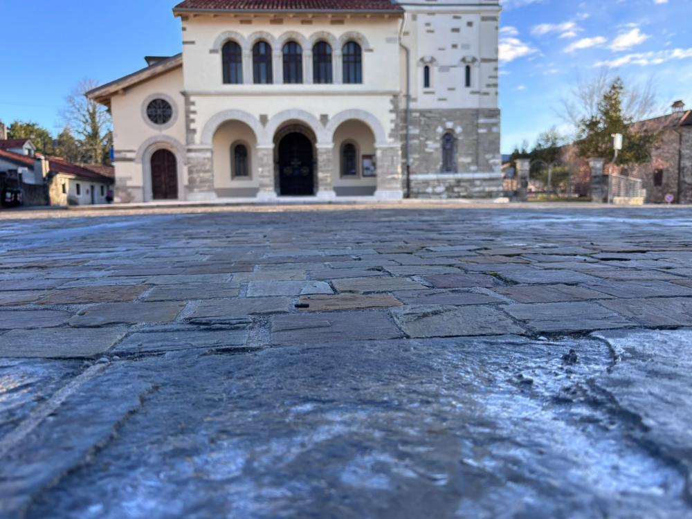 Poledica obiskala še goriški konec