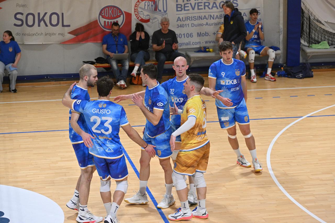 Soča SloVolley brez točk, poraz Jadrana