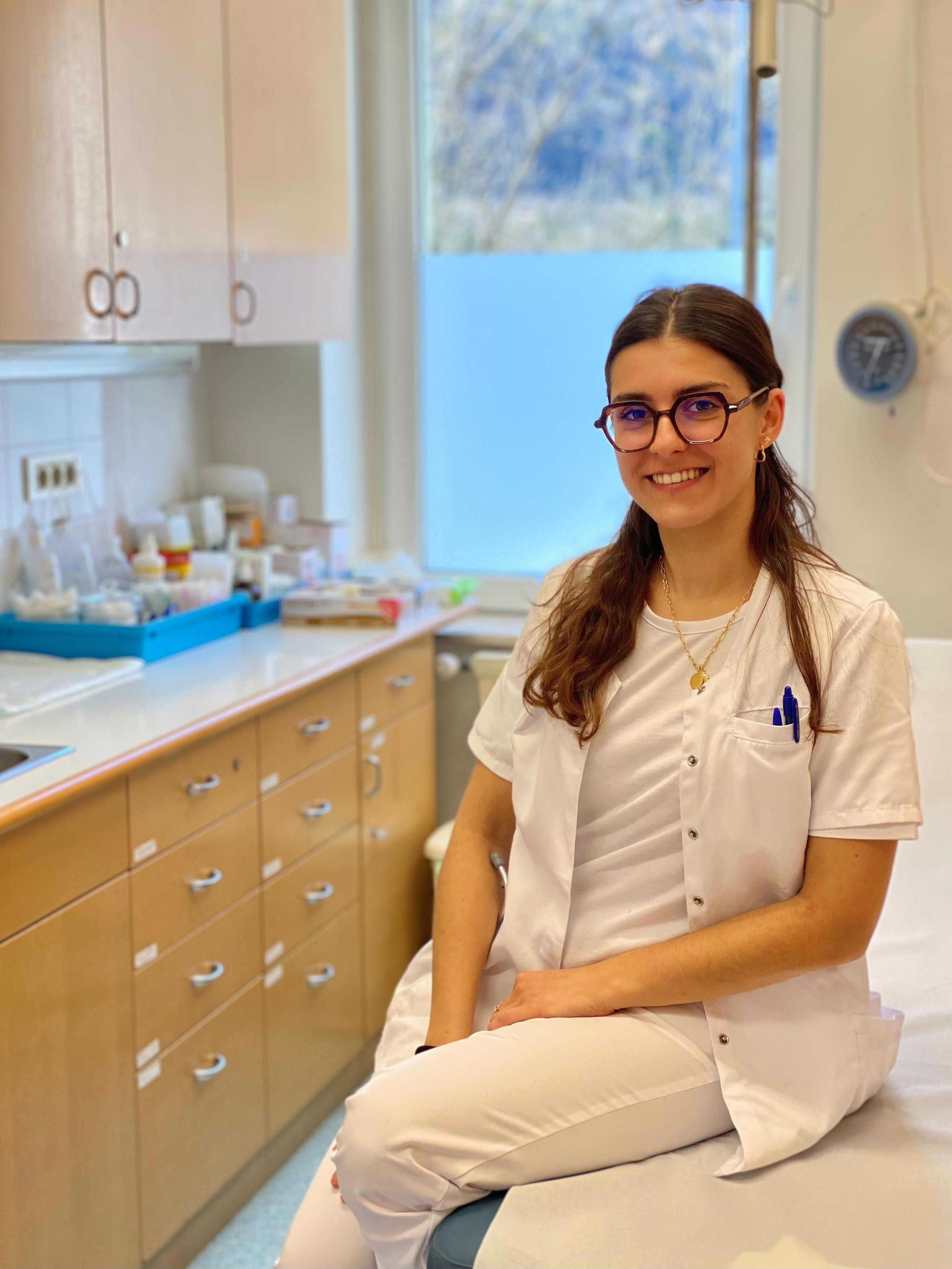 »Družinski zdravnik je pravzaprav detektiv«