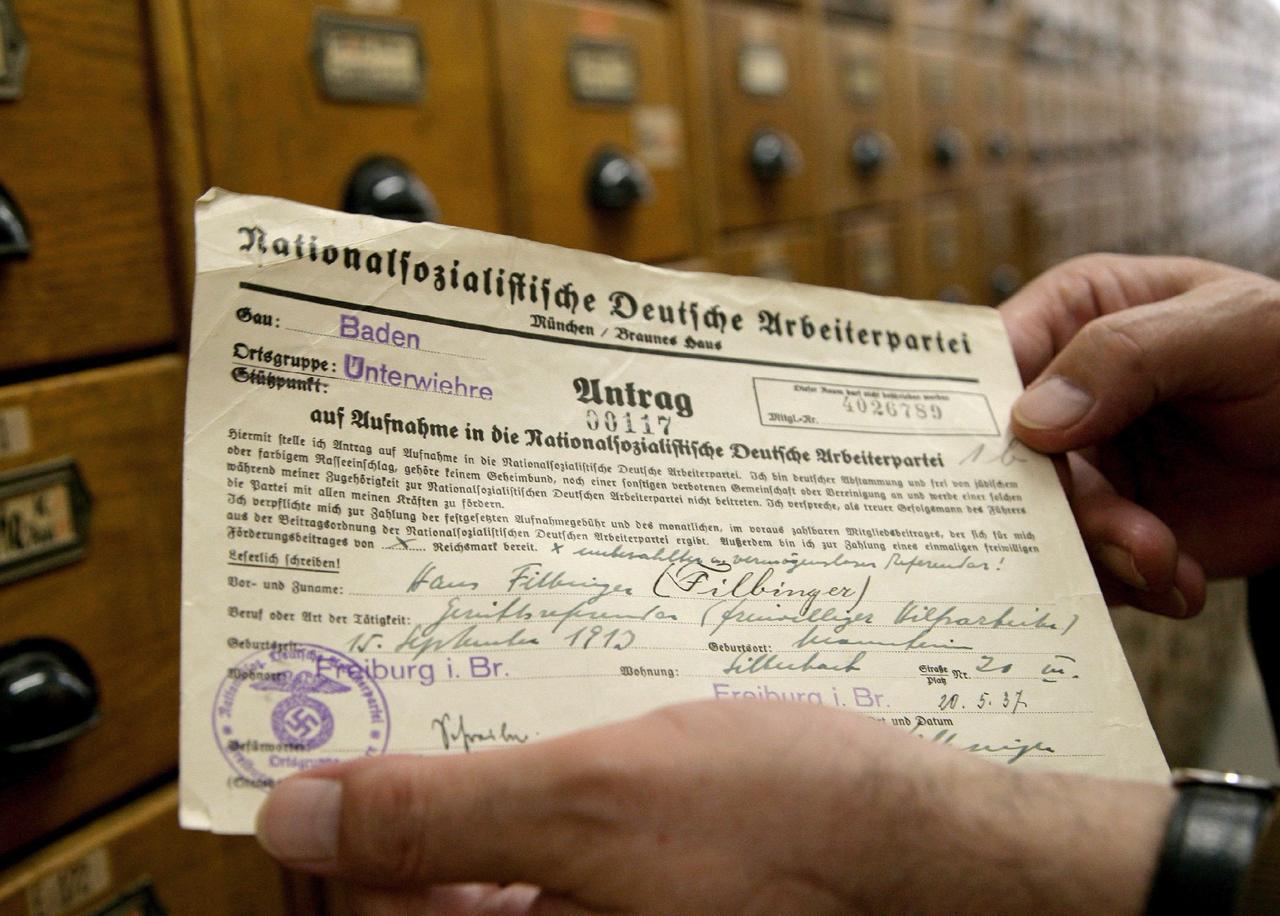 Lažje do informacije, kdo je bil član nacionalsocialistične stranke