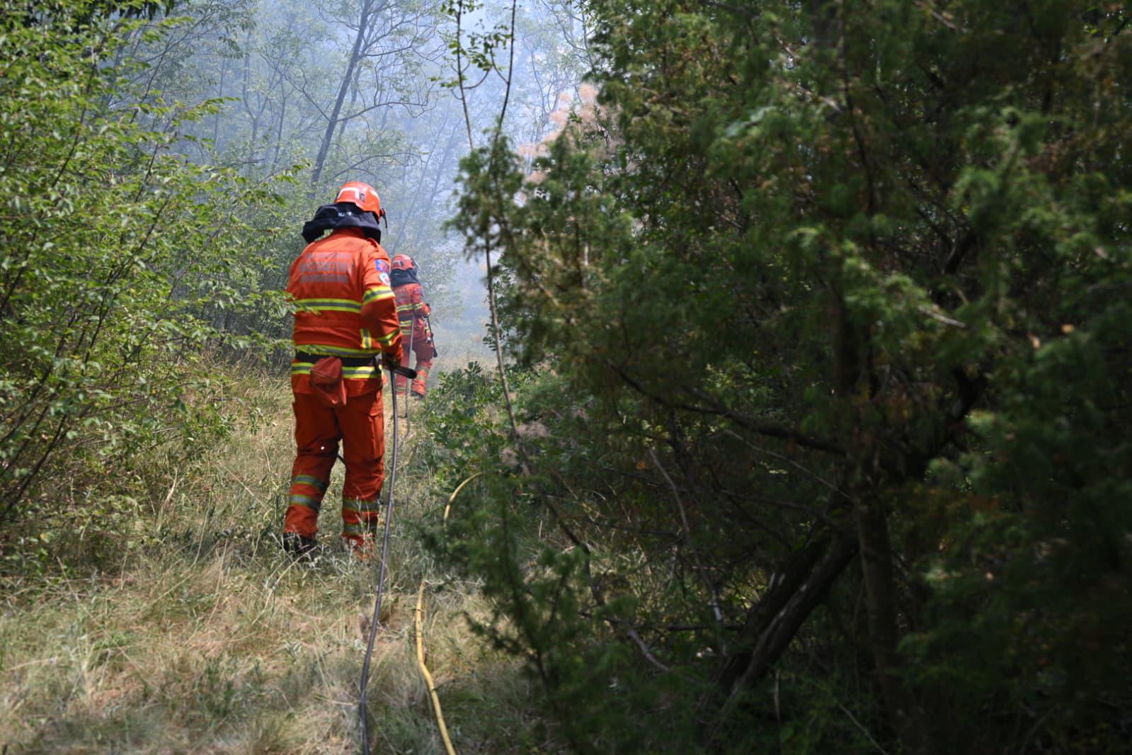 Pri Repnu gori, na pomoč prihajajo slovenska letala