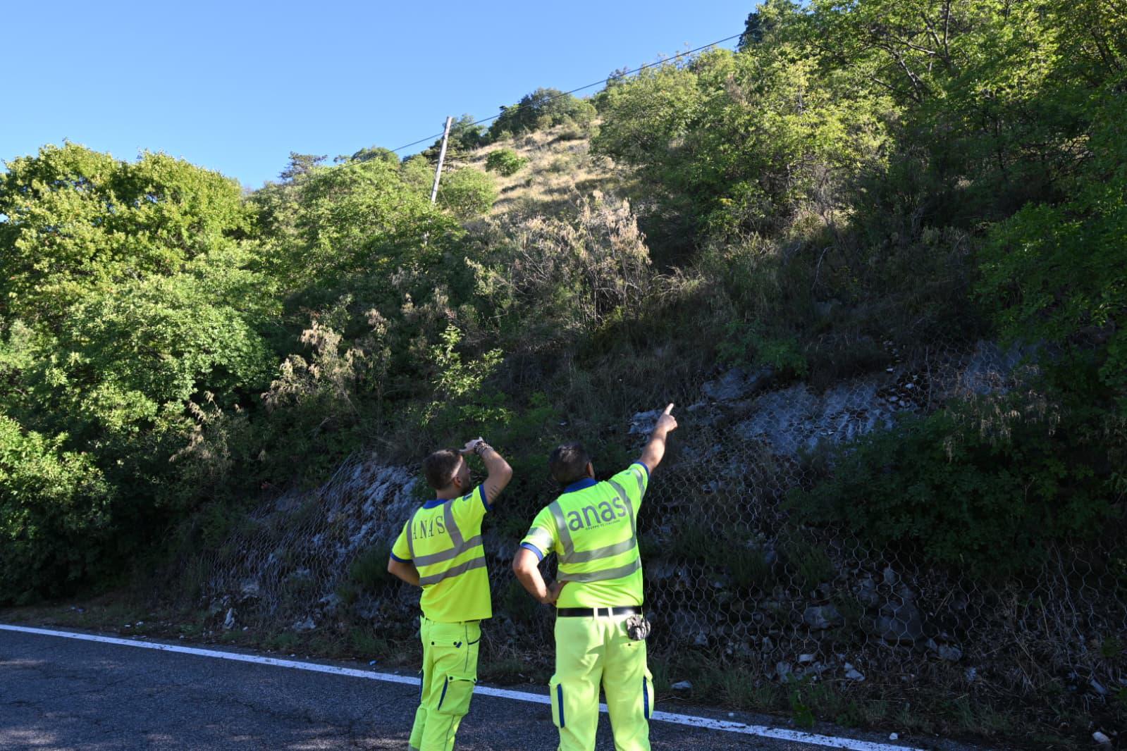 Geolog bo nad Lonjerjem preveril, če je šlo za eno samo skalo ali kaj hujšega