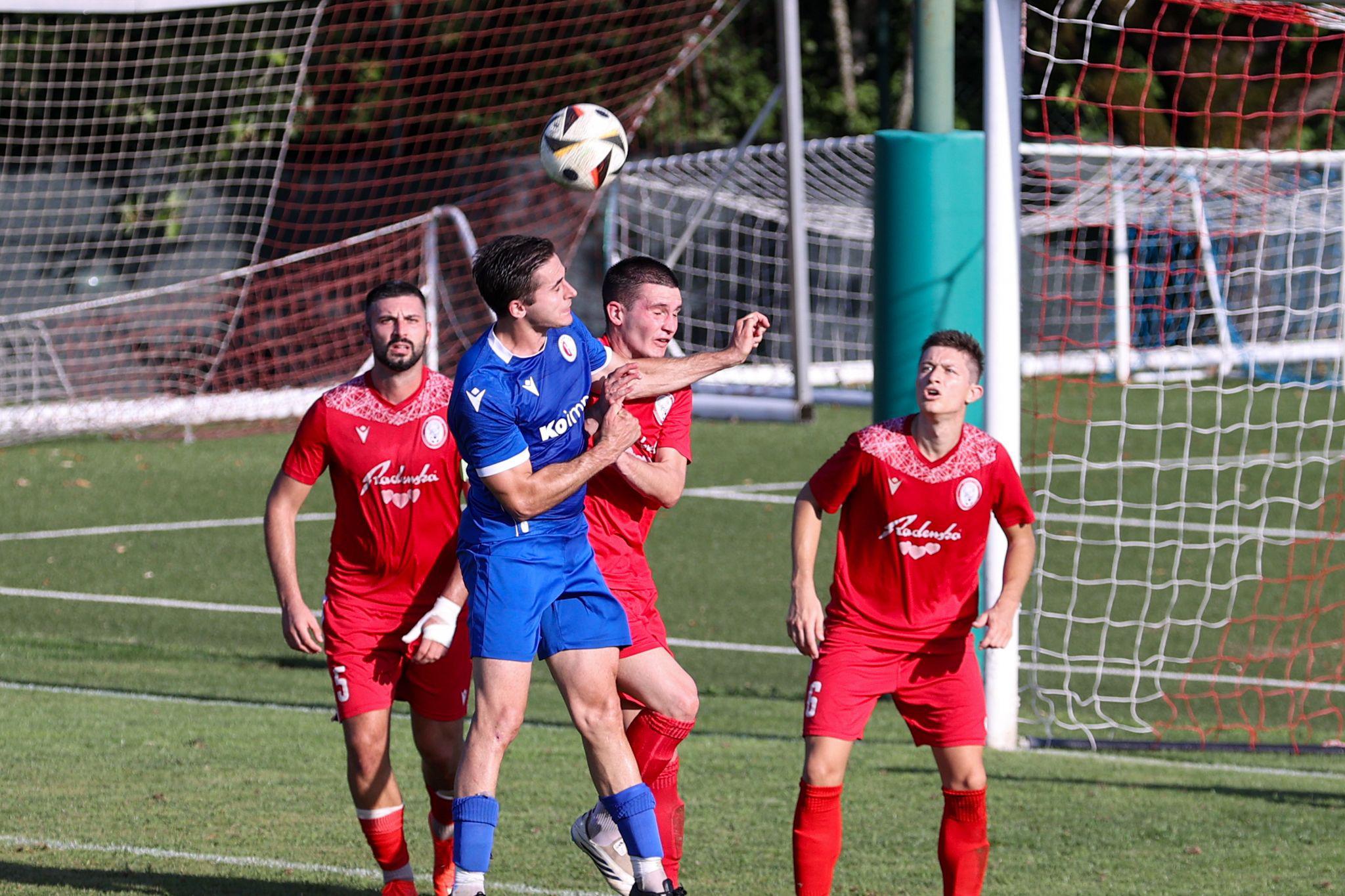 Začenjajo se nogometni dvoboji v elitni in promocijski ligi