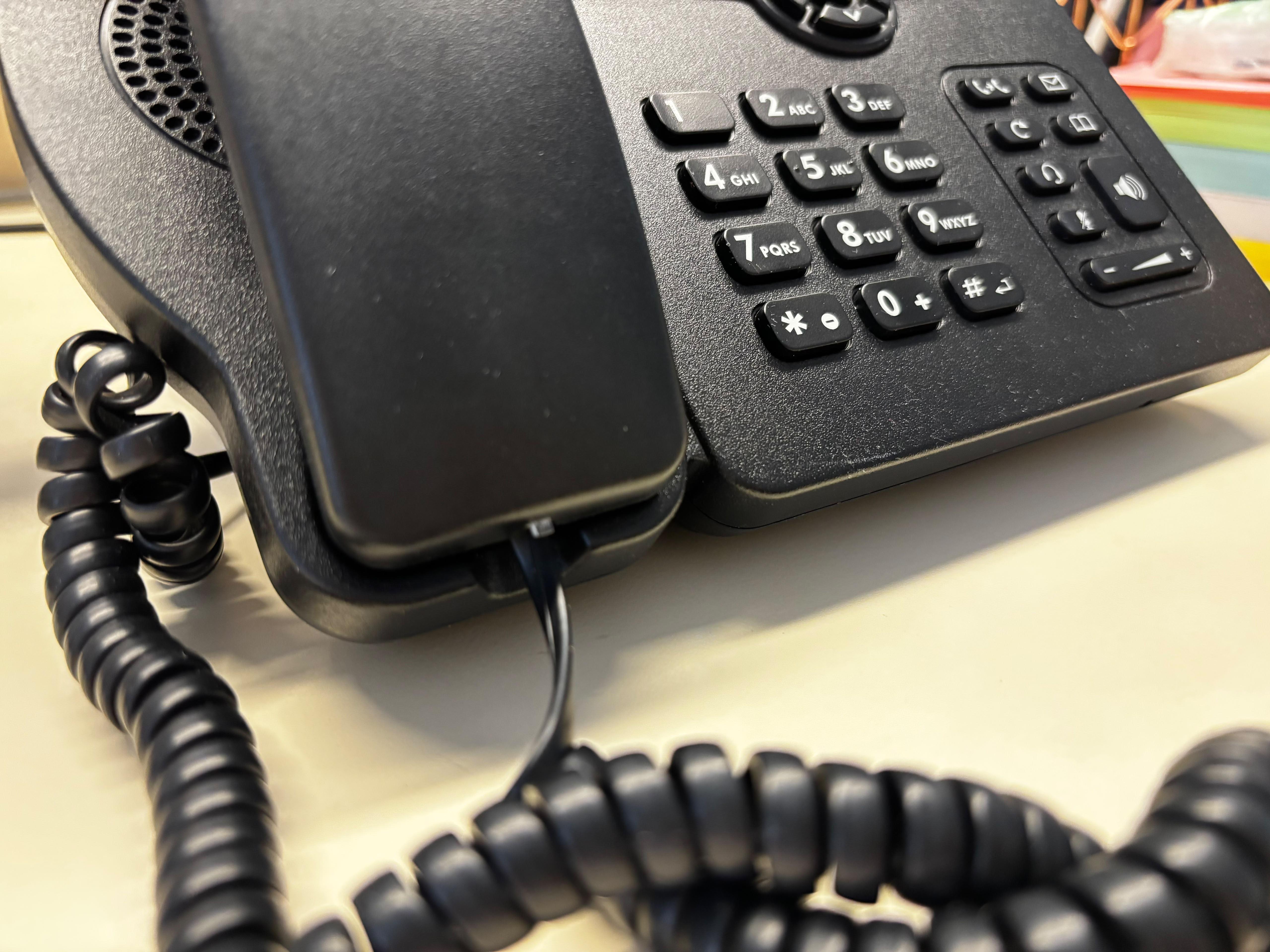 Prekinjene vse telefonske povezave v tržiški bolnišnici
