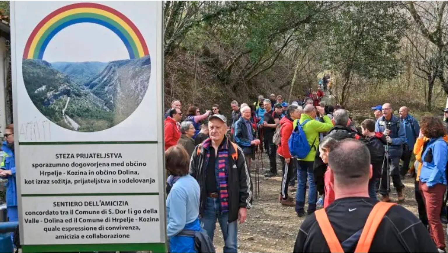 Odprta meja s pohodom in odkrivanjem kamnin